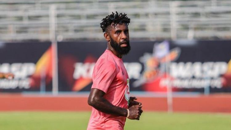 Yanto Basna Says Papuan Players Are in High Demand by Thai Clubs – West ...